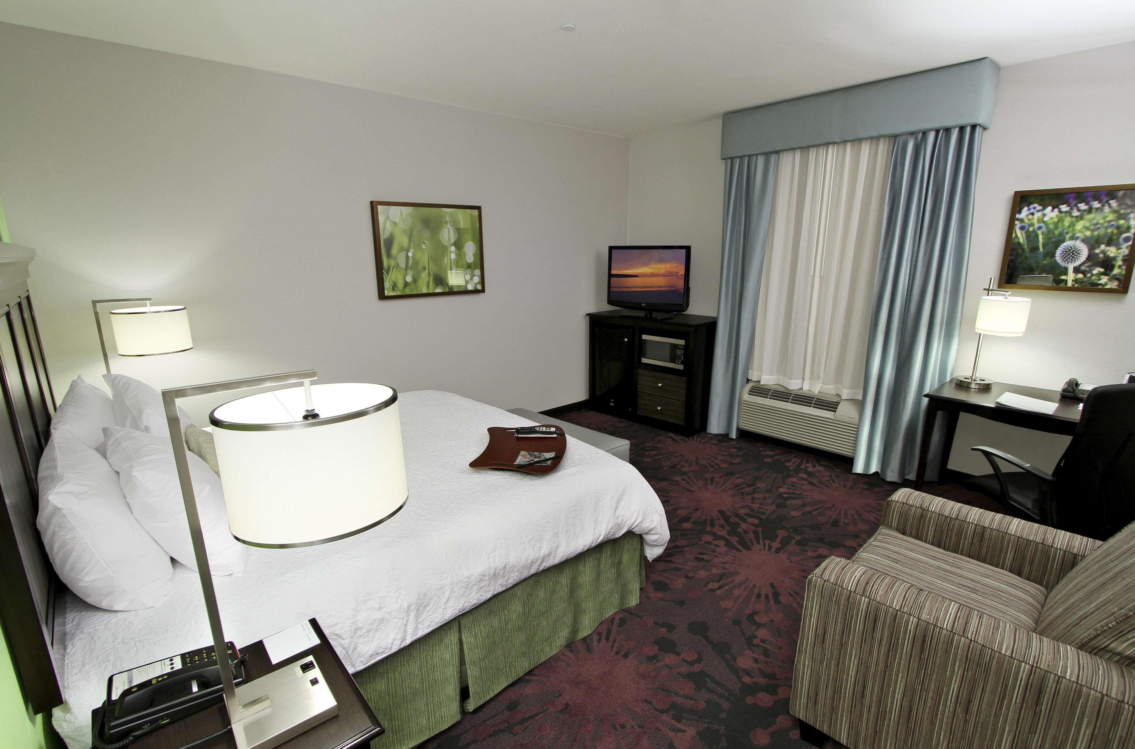 Hampton Inn & Suites Уини Стая снимка